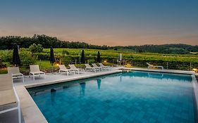 Jacopo Farmhouse Apartment In Wine Resort In Lucca